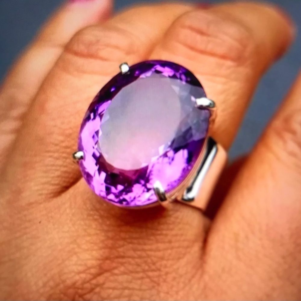 Amethyst 925 Sterling Silver Ring - Picture 2 of 3